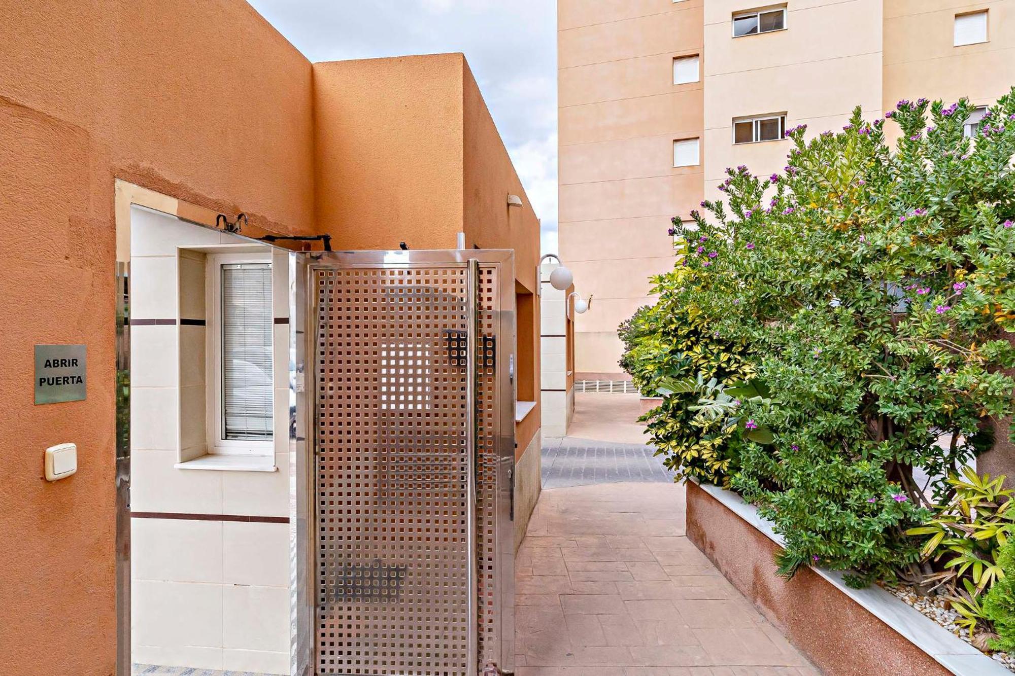 Vista Del Mar Residencial Apartment Roquetas de Mar Bagian luar foto